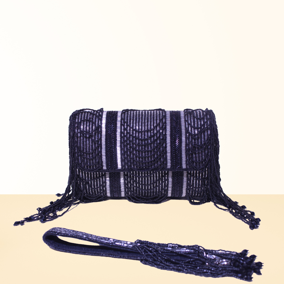 Enchanted Scallop Black-Gold Party Box Bag